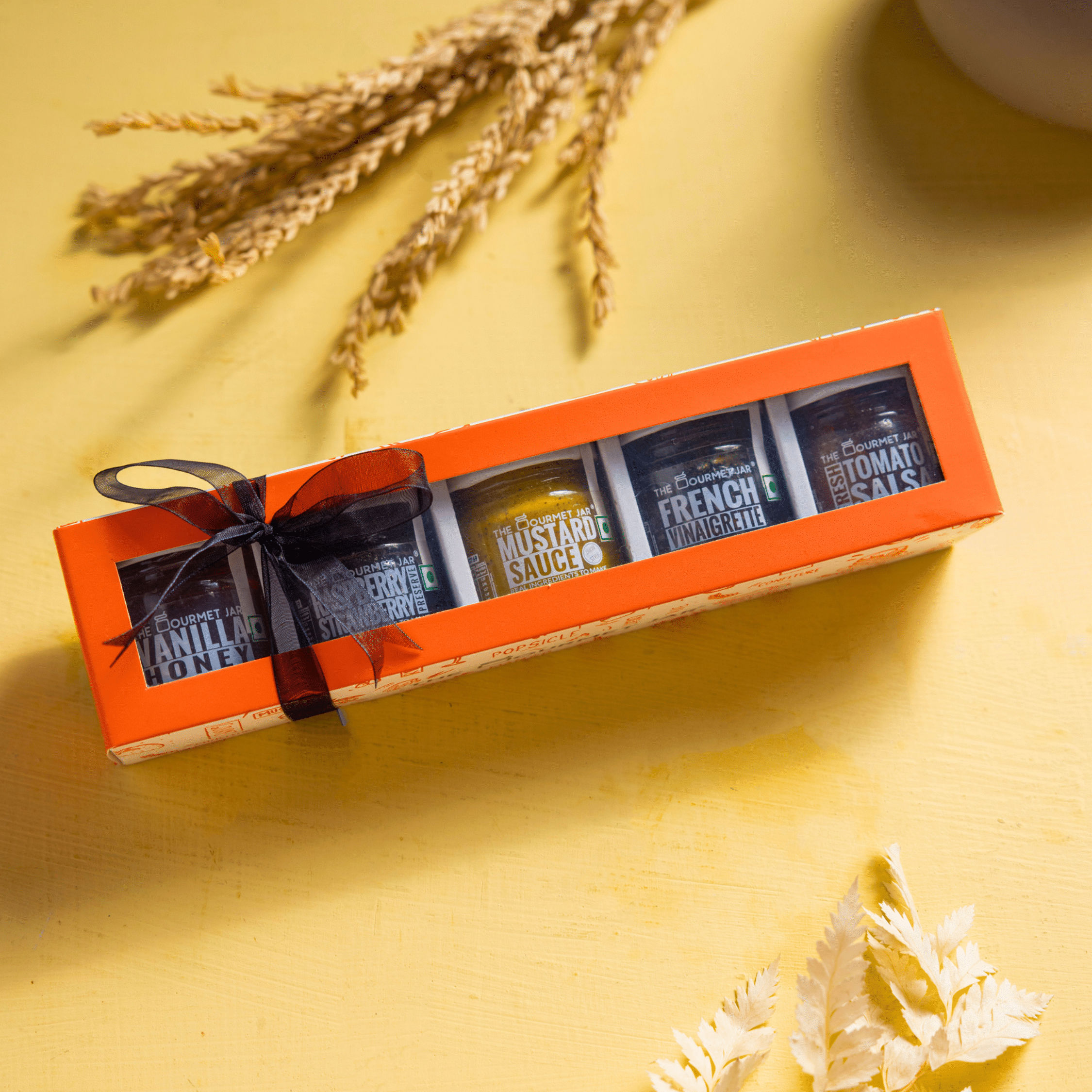 Mini Happiness Gift Box 195g – The Gourmet Jar